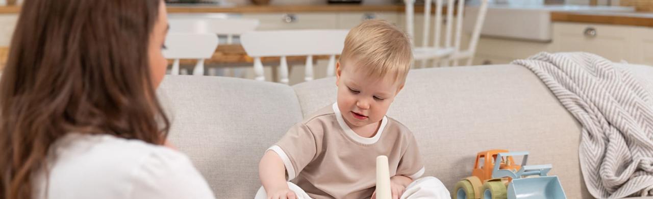 Mère avec son enfant 