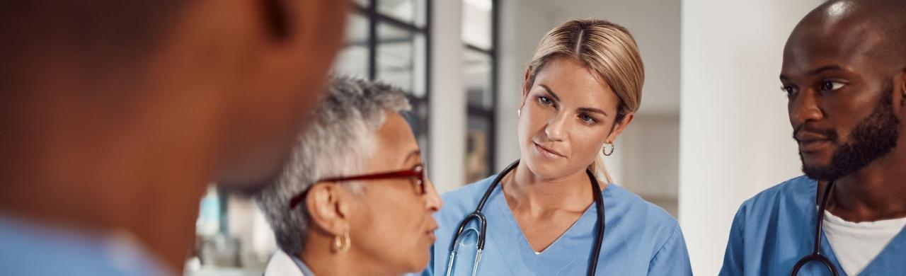 Professionnels de santé dans un hôpital